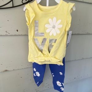 2 piece yellow tank top w/ matching daisy pants